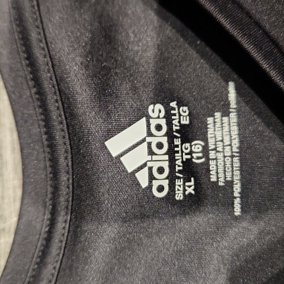 EUC Adidas Aeroready Girls sz XL (16) Tshirt - Picture 3 of 5